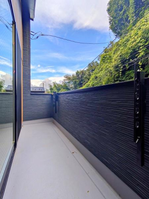 _ސ쌧lsh}4ڂ̐VzˌẴoRj[