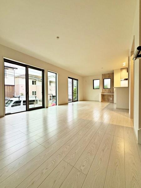 _ސ쌧ls`ڂJ1ڂ̐VzˌẴrO