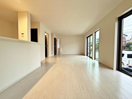 _ސ쌧ls`ڂJ1ڂ̐VzˌẴrO