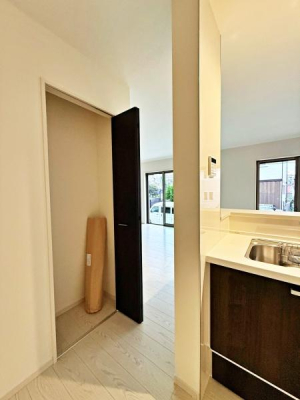 _ސ쌧ls`ڂJ1ڂ̐VzˌẴrO