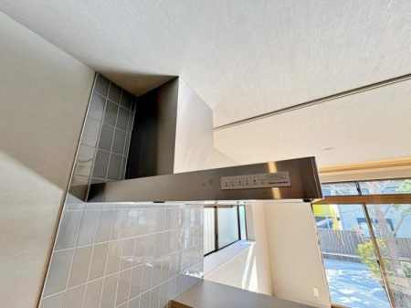 �_�ސ쌧���l�s�s�}�擌�R�c���̒��È�ˌ��ẴL�b�`��