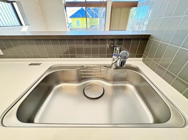 �_�ސ쌧���l�s�s�}�擌�R�c���̒��È�ˌ��ẴL�b�`��