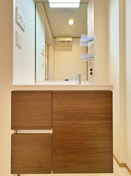 _ސ쌧ls`k揬̐VzˌĂ̐ʑEʏ