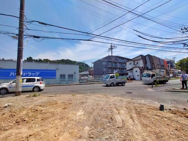 _ސ쌧lss򒬂̐VzˌĂ̑OʓH܂ތnʐ^