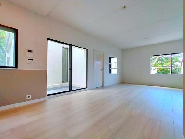 _ސ쌧ls捪݉]̒Ã}ṼrO