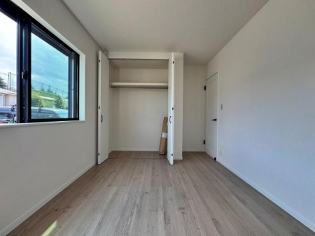 _ސ쌧͌s擌ъ7ڂ̐VzˌĂ̎q