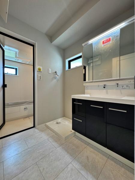 _ސ쌧͌s擌ъ7ڂ̐VzˌĂ̐ʑEʏ