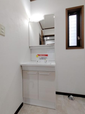 _ސ쌧lsJkV̒ÈˌĂ̐ʑEʏ