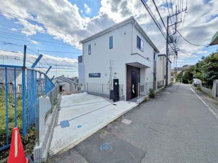 _ސ쌧s搼c5ڂ̐VzˌĂ̑OʓH܂ތnʐ^