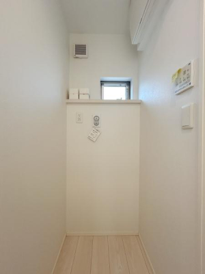 _ސ쌧ls拫VJ̒ÈˌĂ̐ʑEʏ