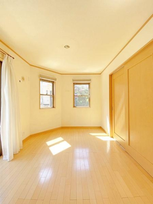 _ސ쌧lsq扪7ڂ̒ÈˌĂ̎q