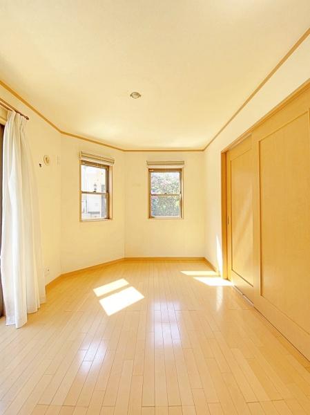 _ސ쌧lsq扪7ڂ̒ÈˌĂ̎q