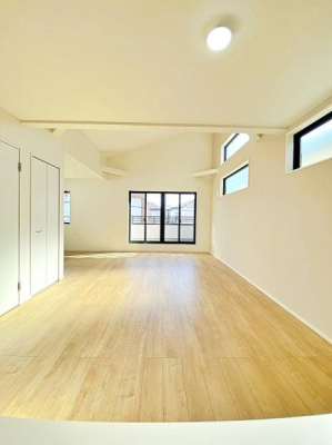 _ސ쌧ls΋撷Óc1ڂ̐VzˌẴrO