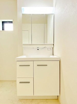 _ސ쌧ls΋撷Óc1ڂ̐VzˌĂ̐ʑEʏ