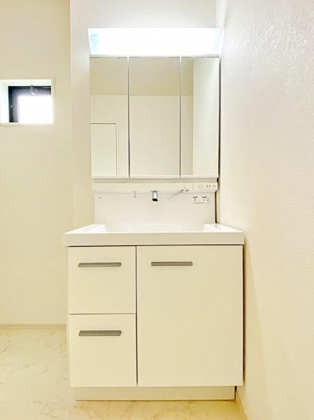 _ސ쌧ls΋撷Óc1ڂ̐VzˌĂ̐ʑEʏ