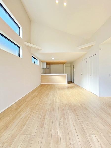 _ސ쌧ls΋撷Óc1ڂ̐VzˌẴrO