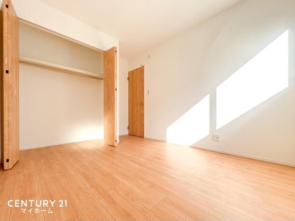 �_�ސ쌧���l�s�`������6���ڂ̐V�z��ˌ��Ă̗m��