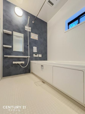 �_�ސ쌧���l�s�`������6���ڂ̐V�z��ˌ��Ă̗���