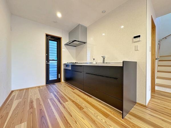 _ސ쌧ls{q嗢̐VzˌẴLb`