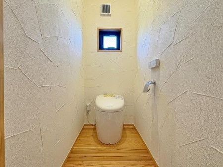 _ސ쌧ls{q嗢̐VzˌẴgC