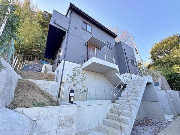 _ސ쌧ls{q嗢̐VzˌĂ̑OʓH܂ތnʐ^