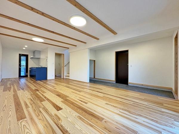 _ސ쌧ls{q嗢̐VzˌẴrO