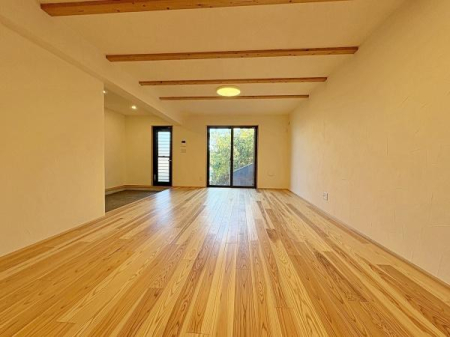 _ސ쌧ls{q嗢̐VzˌẴrO