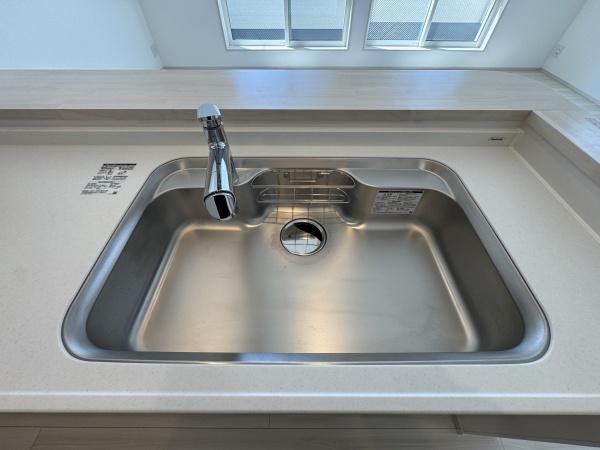 _ސ쌧lsR3ڂ̐VzˌẴLb`