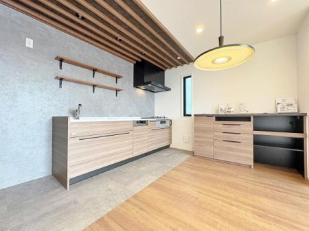 �_�ސ쌧���l�s�_�ސ��_�V�ؑ�̐V�z��ˌ��ẴL�b�`��