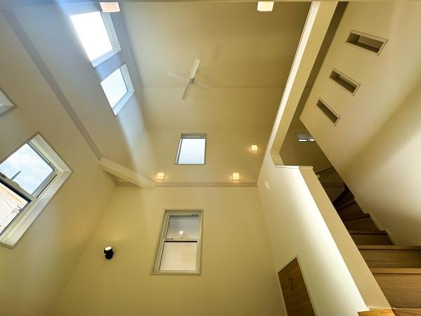 _ސ쌧lsߌ4ڂ̐VzˌẴrO