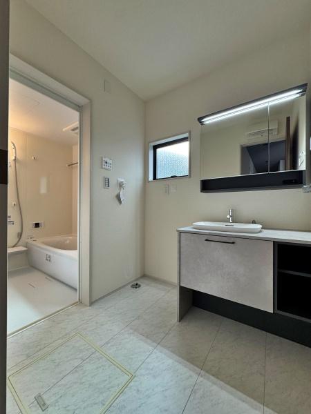 �_�ސ쌧���l�s���ʏ�6���ڂ̐V�z��ˌ��Ă̐��ʑ�E���ʏ�