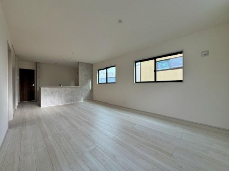 �_�ސ쌧���l�s���ʏ�6���ڂ̐V�z��ˌ��Ẵ��r���O