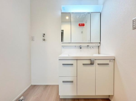 �_�ސ쌧���l�s�`�������R1���ڂ̐V�z��ˌ��Ă̐��ʑ�E���ʏ�