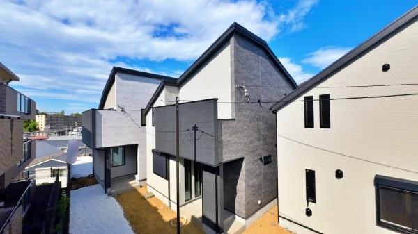 �_�ސ쌧���l�s�`�������R1���ڂ̐V�z��ˌ��Ă̌��n�O�ώʐ^