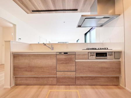 �_�ސ쌧���l�s�`�������R1���ڂ̐V�z��ˌ��ẴL�b�`��