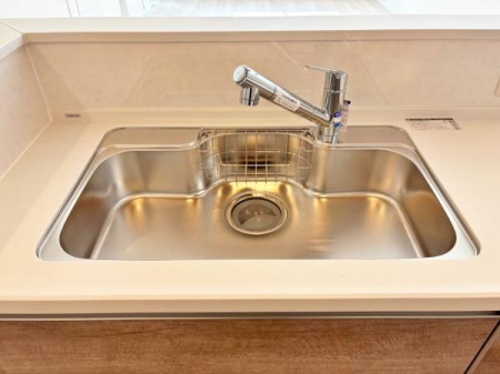 �_�ސ쌧���l�s�`�������R1���ڂ̐V�z��ˌ��ẴL�b�`��