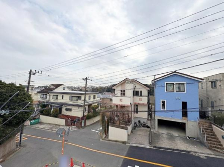 �_�ސ쌧���l�s�����x����1���ڂ̐V�z��ˌ��Ă̏Z�˂���̒��]�ʐ^