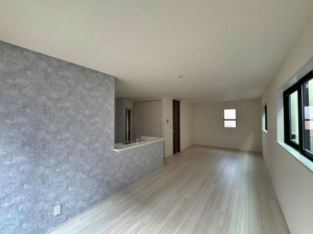 �_�ސ쌧���l�s���ʏ�6���ڂ̐V�z��ˌ��Ẵ��r���O