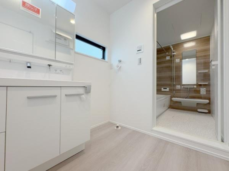 _ސ쌧lsۓyPJ敧̐VzˌĂ̐ʑEʏ