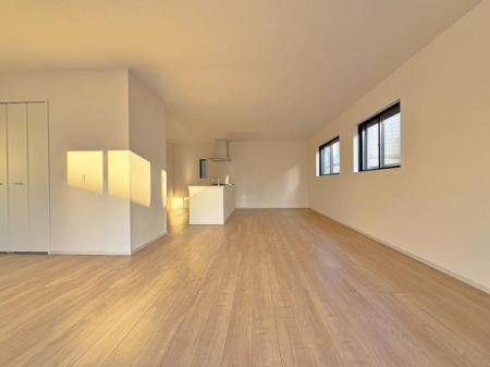 _ސ쌧ls˒ˋ敽2ڂ̐VzˌẴrO