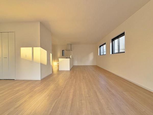 _ސ쌧ls˒ˋ敽2ڂ̐VzˌẴrO