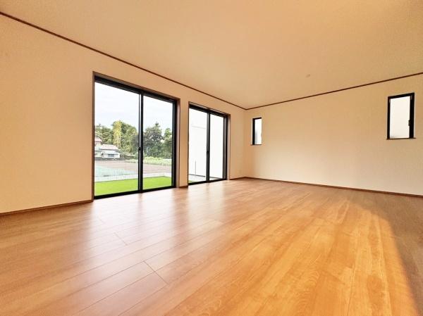 _ސ쌧lsJ撆~2ڂ̐VzˌẴrO