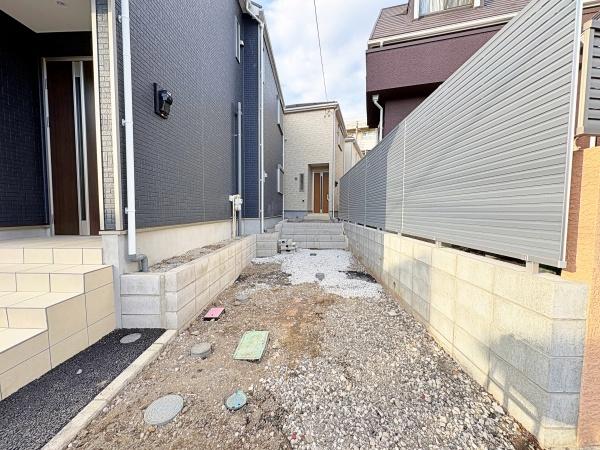 �_�ސ쌧���l�s��q��v�ؒ��̐V�z��ˌ��Ă̒��ԏ�