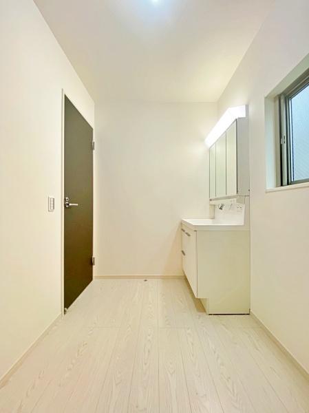 _ސ쌧͌s摊2ڂ̐VzˌĂ̐ʑEʏ