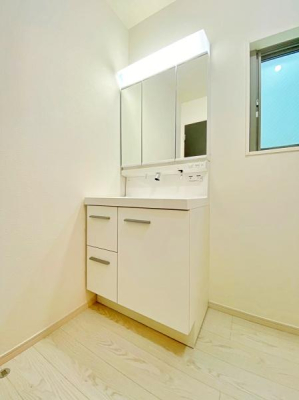 _ސ쌧͌s摊2ڂ̐VzˌĂ̐ʑEʏ