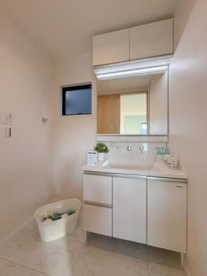 _ސ쌧ls捂M2ڂ̐VzˌĂ̐ʑEʏ