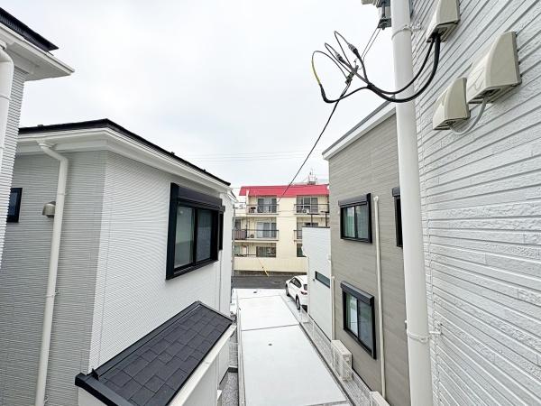 �_�ސ쌧���l�s�������򒬂̐V�z��ˌ��Ă̏Z�˂���̒��]�ʐ^