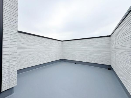 �_�ސ쌧���l�s�������򒬂̐V�z��ˌ��Ẵo���R�j�[