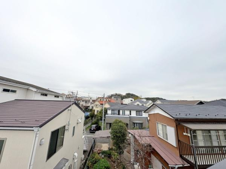 �_�ސ쌧���l�s�������򒬂̐V�z��ˌ��Ă̏Z�˂���̒��]�ʐ^