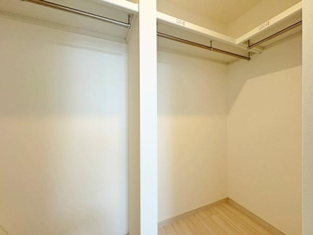 �_�ސ쌧���l�s�������򒬂̐V�z��ˌ��Ă̎��[